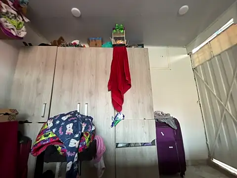 amanne misa online show from 10.31.25