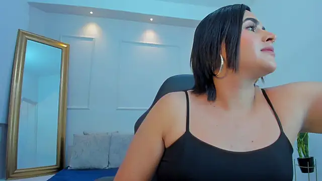 Snapshot of kendall_roous chatting on 09.23.25 kendall roous online show from 09.23.25