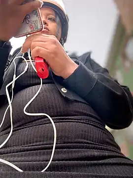 -Mia1 online show from 03.28.26