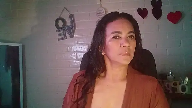MiiaVelasquez online show from 03.28.26