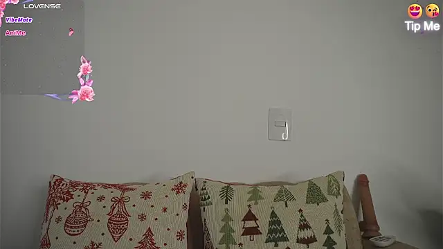 Roxybeautyy online show from 02.21.26