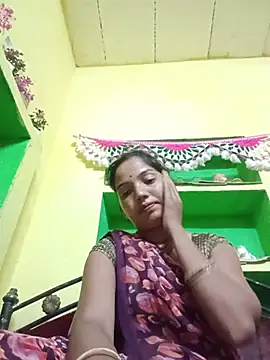 Snapshot of Seema_guptaji chatting on 06.30.26 Seema guptaji online show from 06.30.26