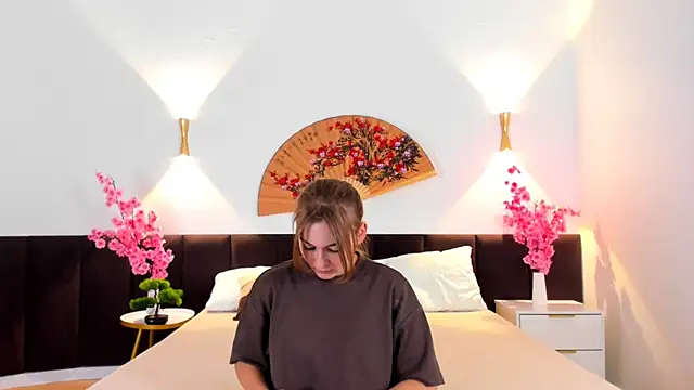 Snapshot of KimberlyPierceLove chatting on 09.17.25 KimberlyPierceLove online show from 09.17.25