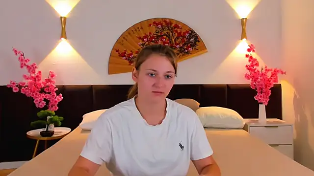 Snapshot of KimberlyPierceLove chatting on 09.22.25 KimberlyPierceLove online show from 09.22.25