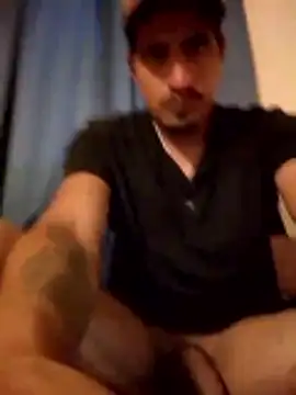 Snapshot of Arce92 chatting on 05.17.26 Arce92 online show from 05.17.26