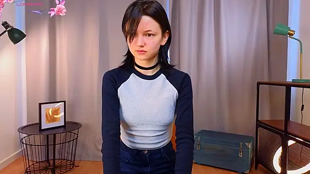 PamilaGrassle online show from 09.13.25