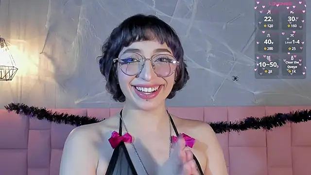 Lexyy Bluee online show from 10.16.25