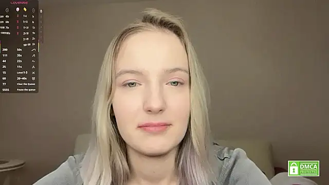 Snapshot of HongTomczak chatting on 02.13.26 HongTomczak online show from 02.13.26