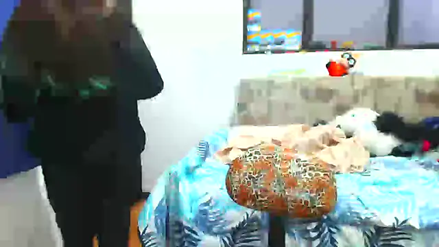 Snapshot of Nanilux chatting on 10.12.25 Nanilux online show from 10.12.25