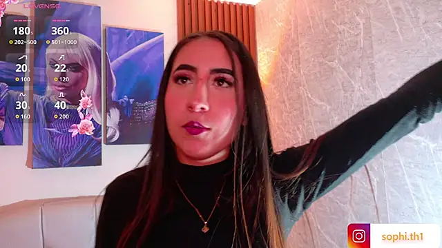 Sophi Thaylorr online show from 09.23.25