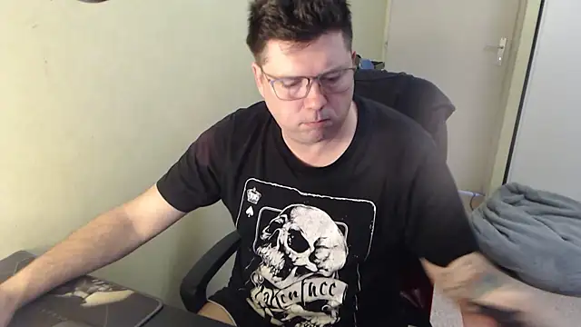 Snapshot of blueandwhite1 chatting on 03.12.25 blueandwhite1 online show from 03.12.25