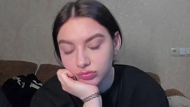 muuur fam online show from 01.06.26