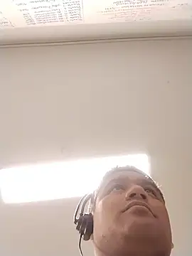 danigarci2307 online show from 02.19.26