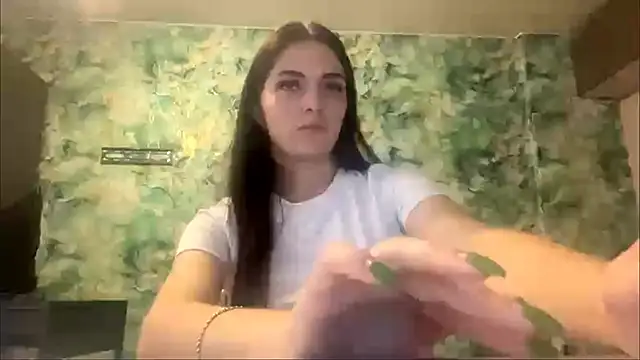 TianaWidell online show from 09.15.25