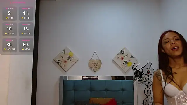 Snapshot of Sara_f_W chatting on 11.01.25 Sara f W online show from 11.01.25