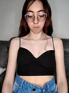 AnnieSparkle online show from 09.30.25