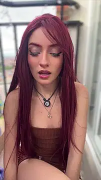 Snapshot of LucyGray chatting on 04.19.26 LucyGray online show from 04.19.26