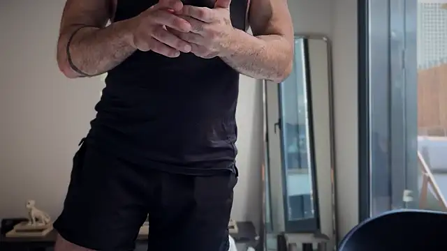 Snapshot of Sir_box chatting on 09.16.25 Sir box online show from 09.16.25