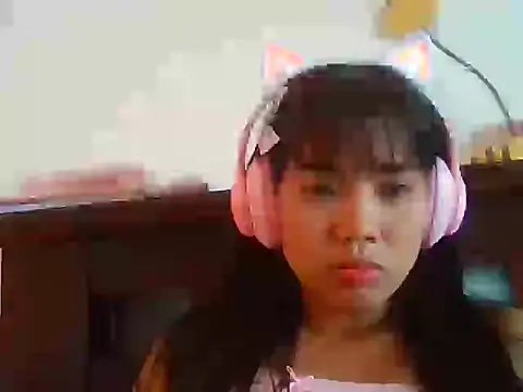 AnnewithanE online show from 09.24.25