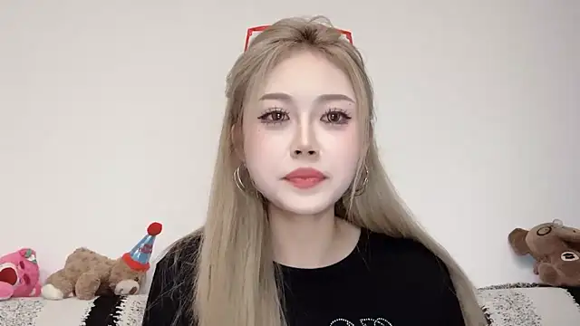 XingKongCOCO-107 online show from 10.17.25