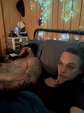 Snapshot of Kacinichole chatting on 09.16.25 Kacinichole online show from 09.16.25