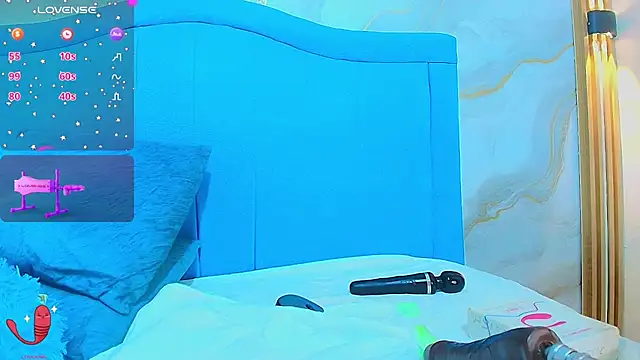 Snapshot of anapau_cooper chatting on 11.29.25 anapau cooper online show from 11.29.25