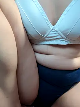 Lilyy-y online show from 09.17.25