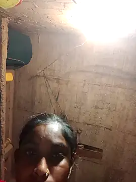 Snapshot of sadhna200 chatting on 10.11.25 sadhna200 online show from 10.11.25