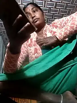 Snapshot of sadhna200 chatting on 01.14.26 sadhna200 online show from 01.14.26