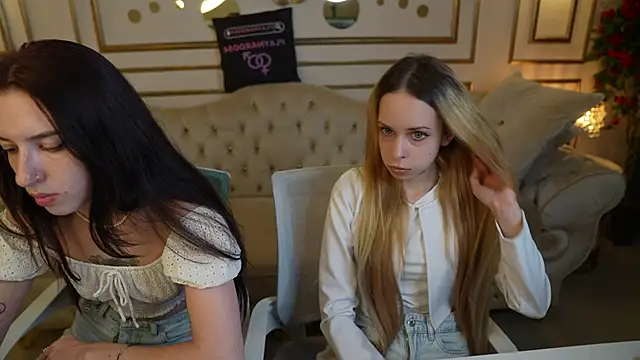  Lili 054 online show from 10.29.25