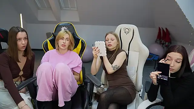  Lili 054 online show from 11.24.25