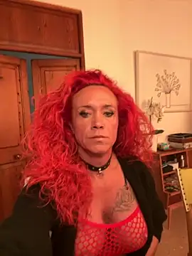 Snapshot of Hotmilfhamburg1 chatting on 11.12.25 Hotmilfhamburg1 online show from 11.12.25