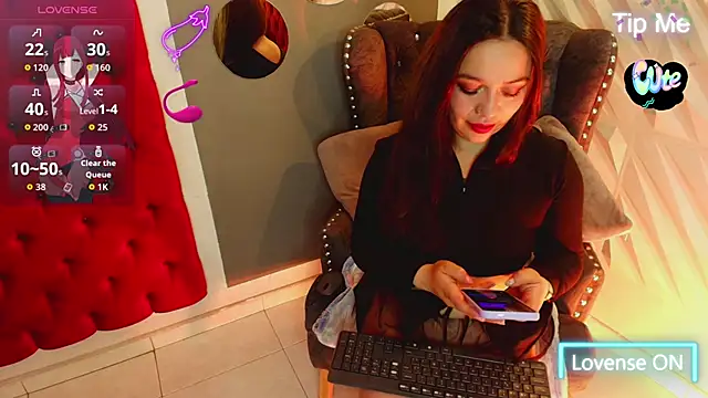 Snapshot of Charmeine_ chatting on 09.16.25 Charmeine online show from 09.16.25