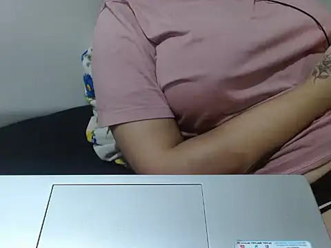 Nataliya Singh online show from 04.15.26