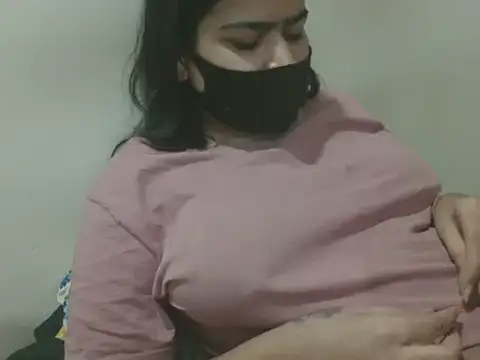 Snapshot of Nataliya_Singh chatting on 04.22.26 Nataliya Singh online show from 04.22.26