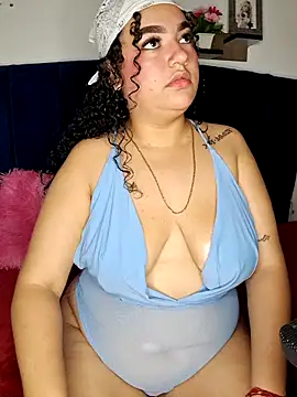 Snapshot of jesie_18x chatting on 12.17.25 jesie 18x online show from 12.17.25