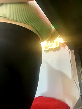 SafiroFer online show from 09.10.25