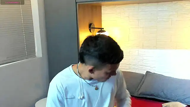 MrJustin  online show from 11.26.25