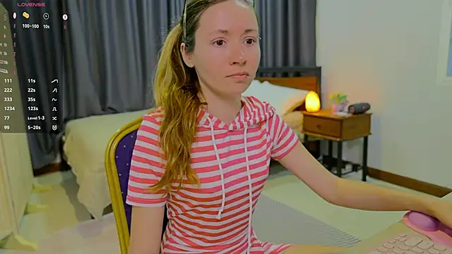 PocketElsa online show from 04.15.26