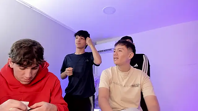 Handsomeboyss19 online show from 06.03.26