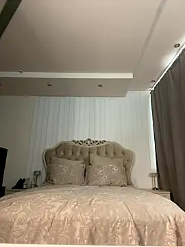 RubySkye online show from 10.12.25