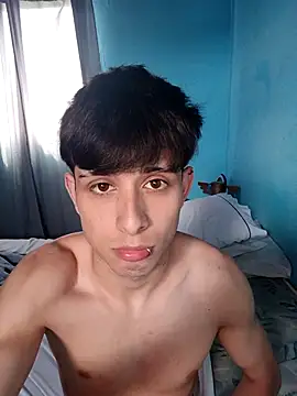 Snapshot of matiatr1112 chatting on 11.04.25 matiatr1112 online show from 11.04.25