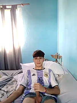 Snapshot of matiatr1112 chatting on 11.05.25 matiatr1112 online show from 11.05.25