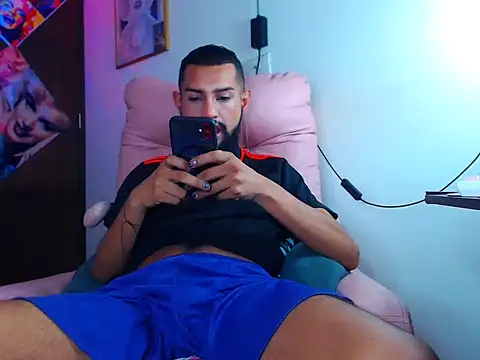 Snapshot of boybunnyerotic chatting on 09.20.25 boybunnyerotic online show from 09.20.25