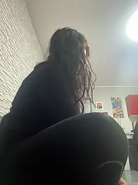 BabyLeopard online show from 11.24.25