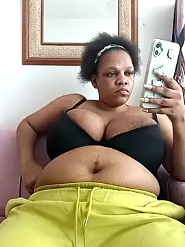 HappygalTheQueen online show from 03.30.26