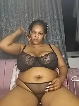 HappygalTheQueen online show from 05.26.26