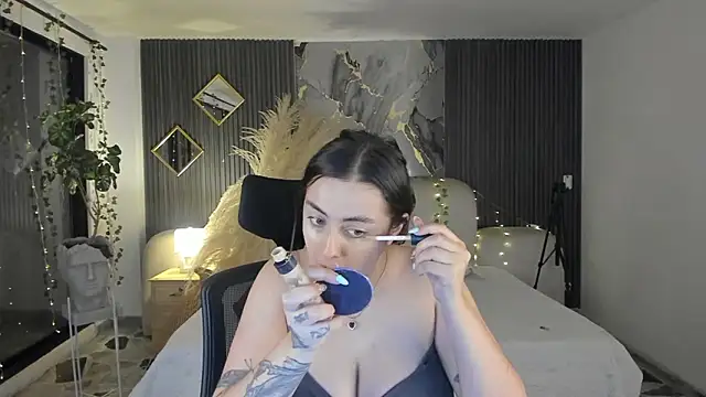 SarahCastro1  online show from 03.06.26