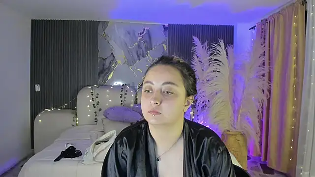 SarahCastro1  online show from 04.09.26