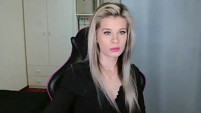 KristineGlow online show from 03.03.26